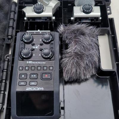 Zoom H6 Handy Recorder