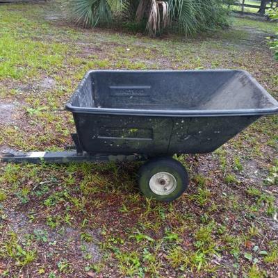 Craftsman Plastic Utility Dump Cart - 10 cu. ft. Heaped, 650-Pound Capacity #610.243450