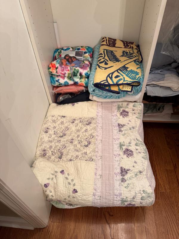 Sale Photo Thumbnail #175