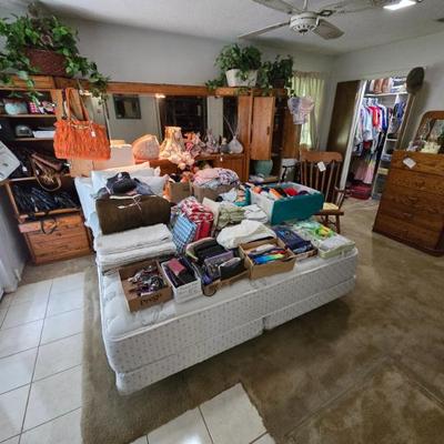 Sale Photo Thumbnail #82
