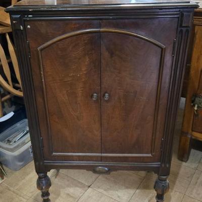 antique radio