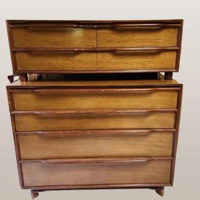 Hickory Mfg dresser