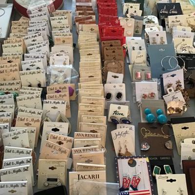 Sale Photo Thumbnail #17