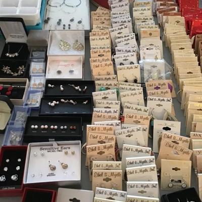 Sale Photo Thumbnail #18
