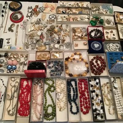 Sale Photo Thumbnail #16