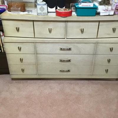 Sale Photo Thumbnail #173