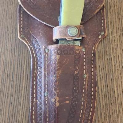 Sale Photo Thumbnail #91: Knife and Axe