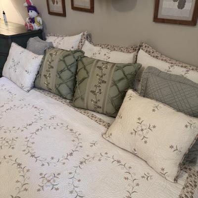 Sale Photo Thumbnail #310