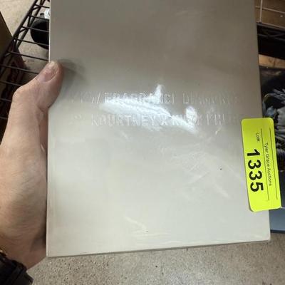 Sale Photo Thumbnail #389