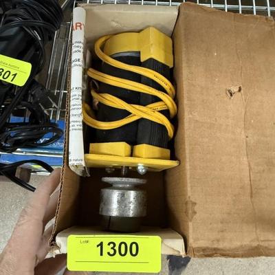 Sale Photo Thumbnail #352