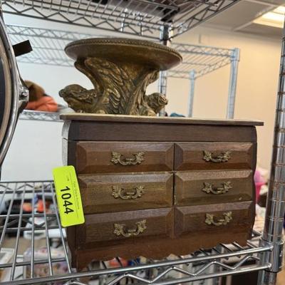 Sale Photo Thumbnail #52
