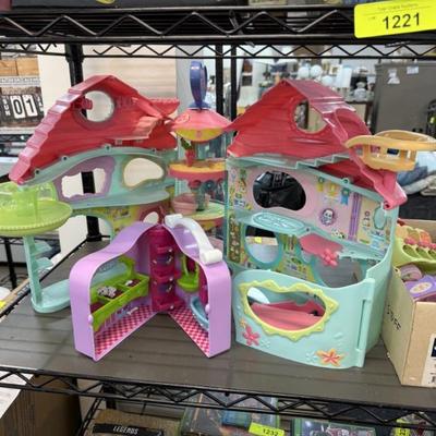 Sale Photo Thumbnail #273