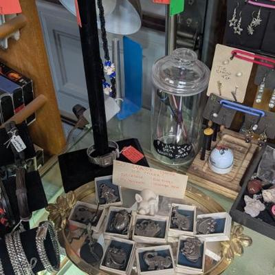 Sale Photo Thumbnail #264