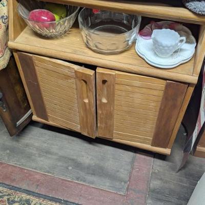 Sale Photo Thumbnail #147: Rolling Kitchen cart $25