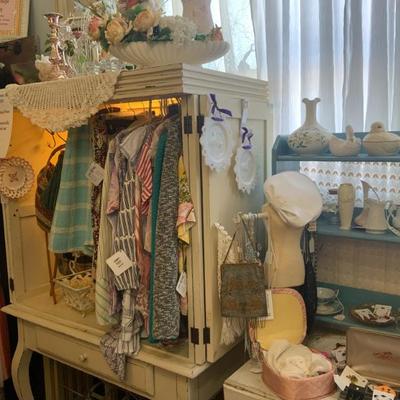 Sale Photo Thumbnail #97