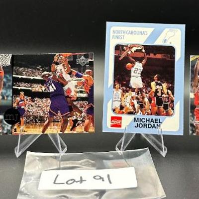 Sale Photo Thumbnail #91: (4) Michael Jordan Basketball Cards Chicago Bulls