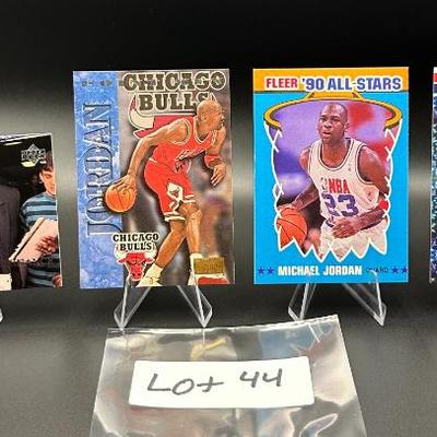 Sale Photo Thumbnail #45: (4) Michael Jordan Basketball Cards Chicago Bulls
