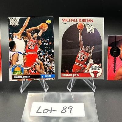 Sale Photo Thumbnail #90: (4) Michael Jordan Basketball Cards Chicago Bulls