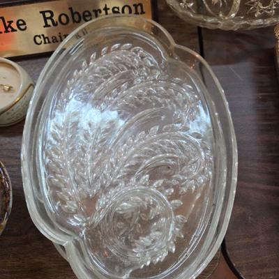 Luncheon plates