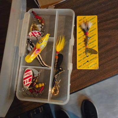 Fishing lures