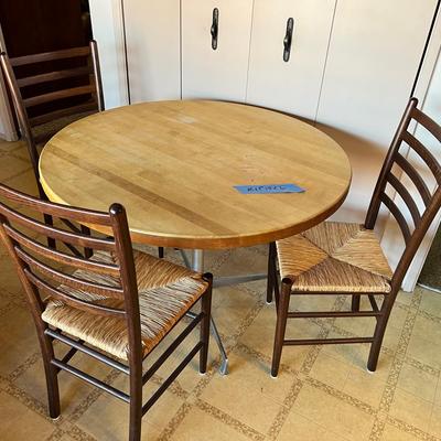 Vintage Kitchen Table with Rush Seat Chairs – Rustic Farmhouse