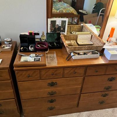 Sale Photo Thumbnail #51