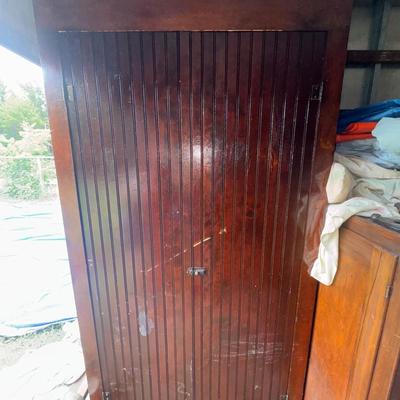 Extra Closet 