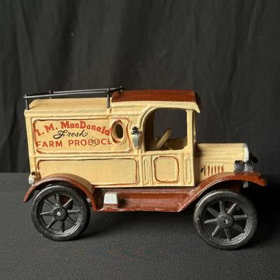 Vintage Cast Iron Farm Deliverly Truck 
