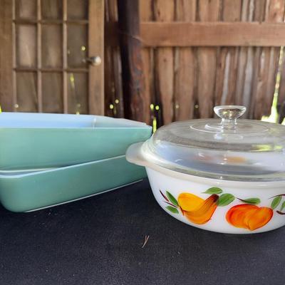Fire King And Pyrex 