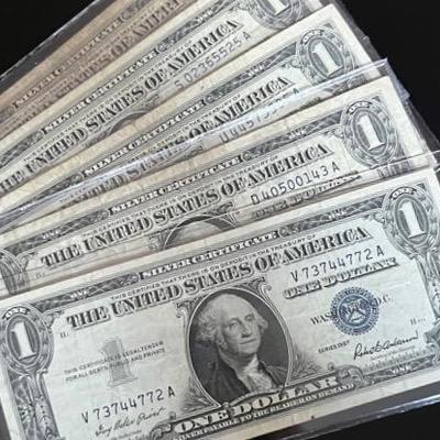Series 1957 U.S. $1 Silver Certificates (5)