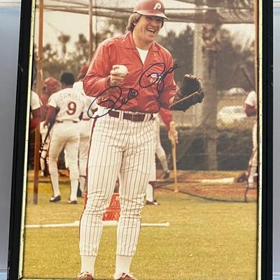 Autographed Framed Photograph, Pete Rose, Cincinnati Reds