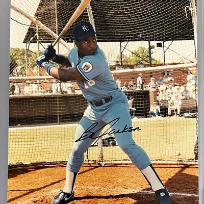 1989 TV Sports Autographed Bo Jackson Photograph