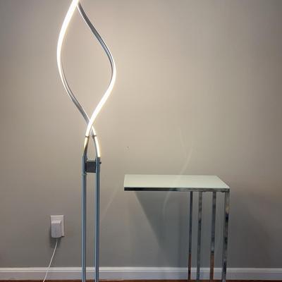 Modern Sculptural Floor Lamp With Glass Top Chrome Side Table 