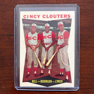 1960 Topps Baseball Card - Cincy Clouters. Frank Robinson, Gus Bell, and Jerry Lunch #352