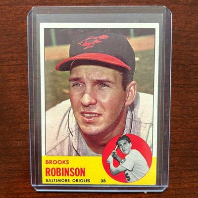 1963 Topps Baseball Card. Brooks Robinson #345