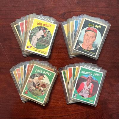 1959 Topps Baseball Cards.  25 Total Cards