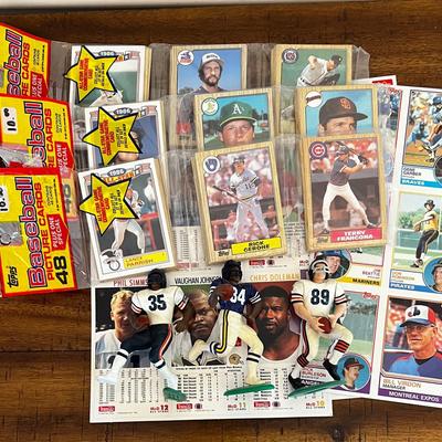 Collection Of Vintage Baseball & Football Cards & Collectibles