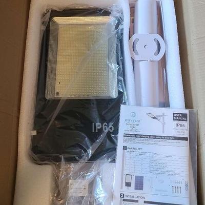 Buytha Solar Street Light