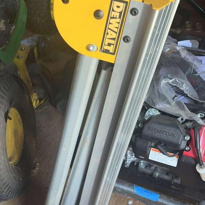 Miter Saw Stand by Dewalt 
