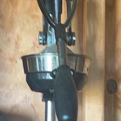 Heavy-Duty Manual Citrus Juicer Press