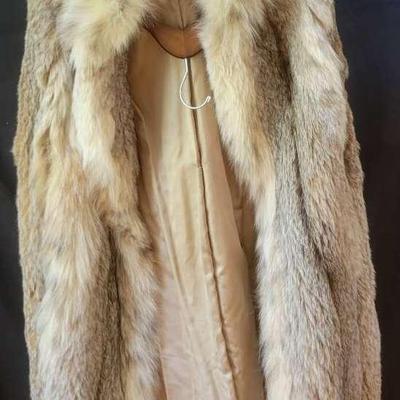 Vintage Full-Length Fur Coat With Satin Lining – Approx. Size M