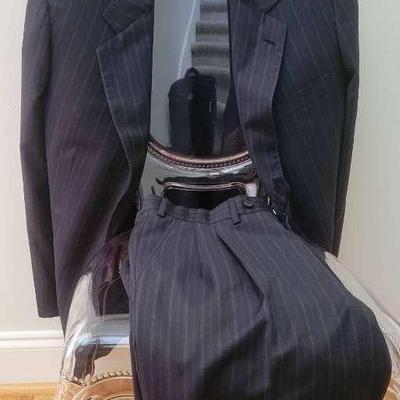 Men's Dark Pinstripe Suit – Jacket (36W/34L Approx.)