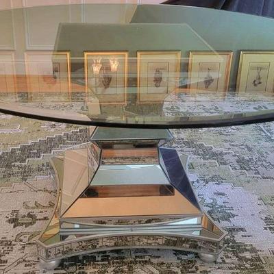 60" Round Glass Dining Table With Mirrored Pedestal Base