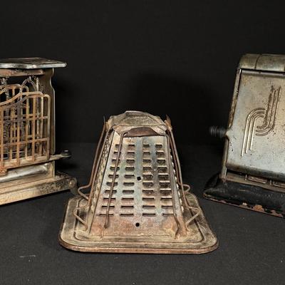 Antique Toaster Trio… Don’t See These Very Often 
