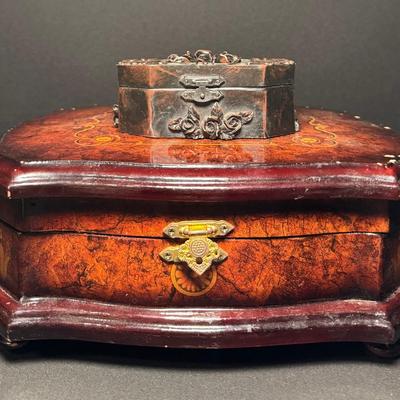  : Pair of Unique Vintage Jewelry Boxes – Inlaid Violin Lacquer Box & Gothic Coffin-Style Rose Chest
