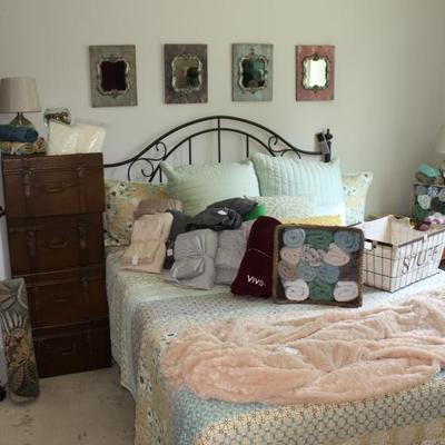 Sale Photo Thumbnail #326