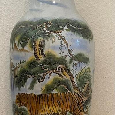Tiger Theme Porcelain Vase