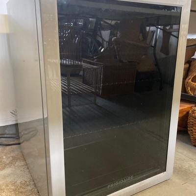 Frigidaire Beverage Cooler