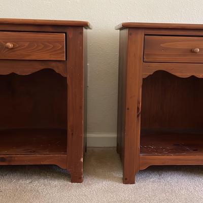 Ethan Allen 'Country Craftsman' Nightstands (2)