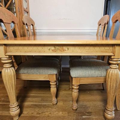 20th Century Farmhouse-Style Dining Table With 8 Chairs